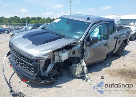 2023 Chevrolet Silverado 1500 4Wd Short Bed Custom Trail Boss z USA, uszkodzony, nr VIN 3GCUDCED2PG356524